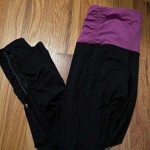 Lululemon leggings with zipper detail
